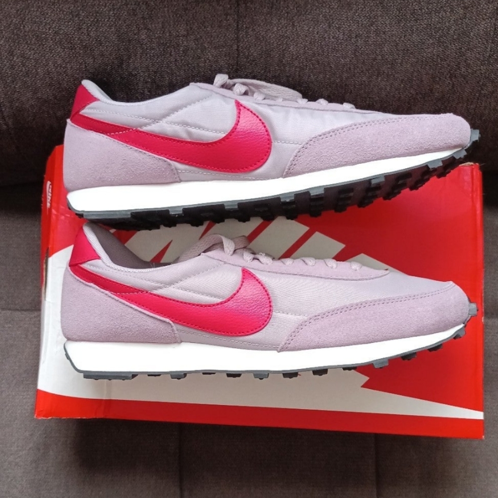 Nike Daybreak Sneakers